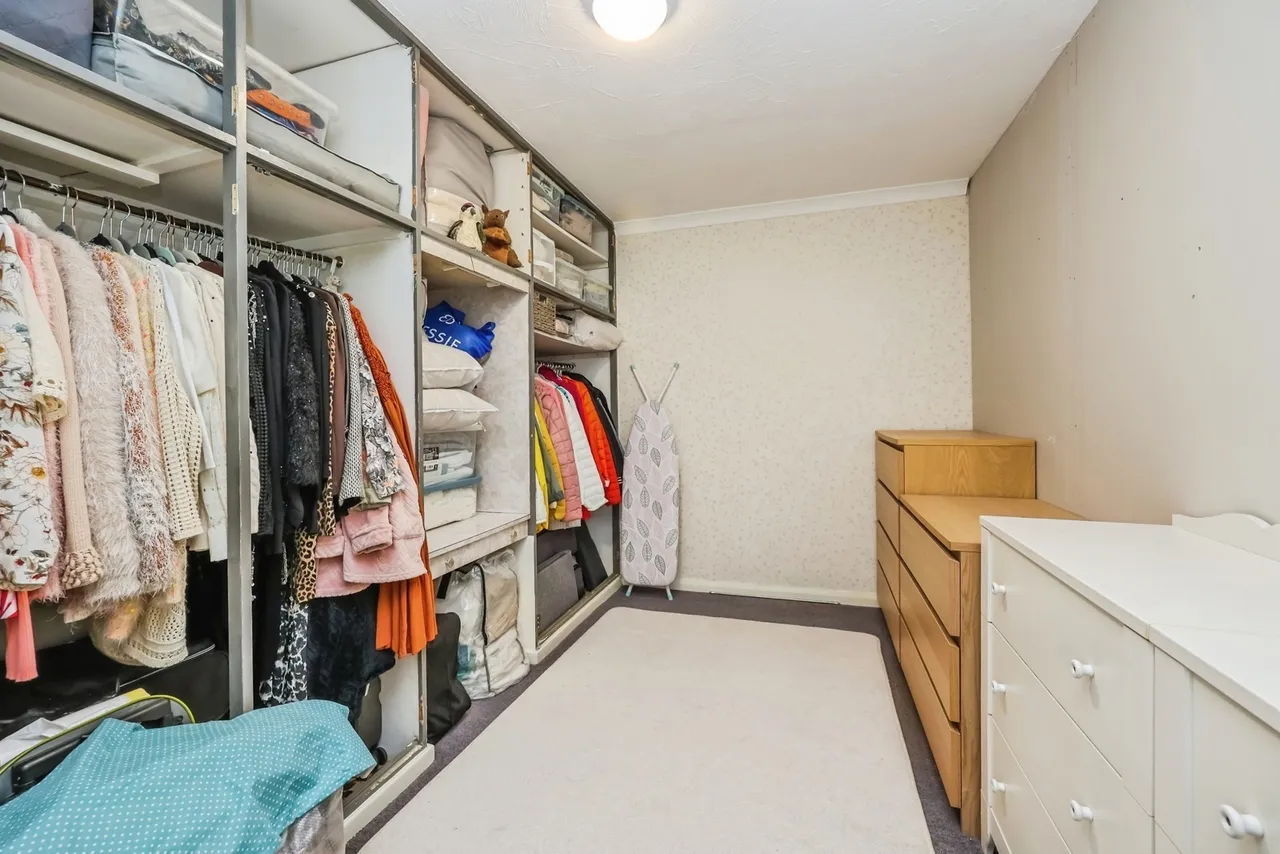 Derwent Drive, Hucknall, Nottingham, Nottinghamshire, NG15, photo 9