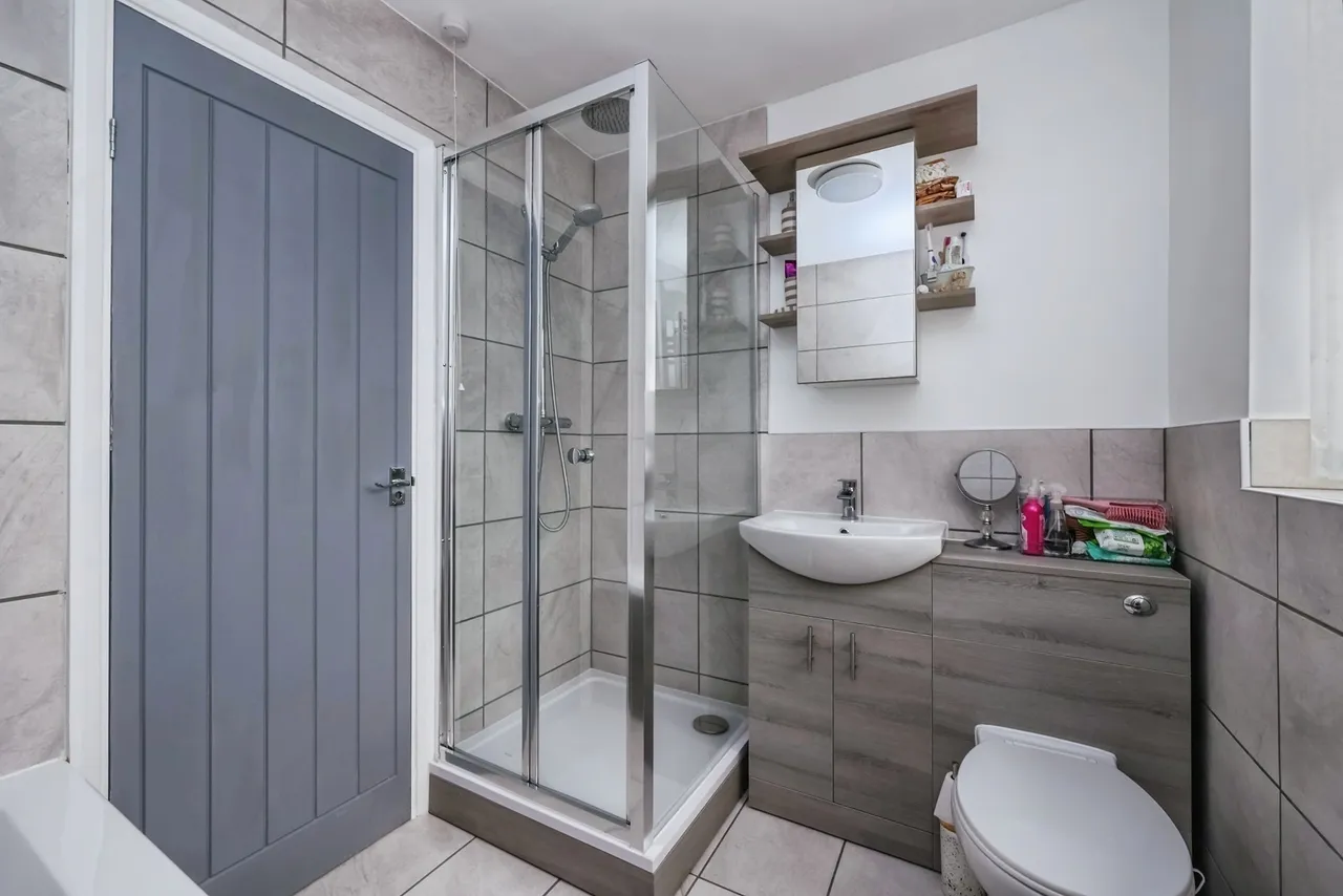Derwent Drive, Hucknall, Nottingham, Nottinghamshire, NG15, photo 13