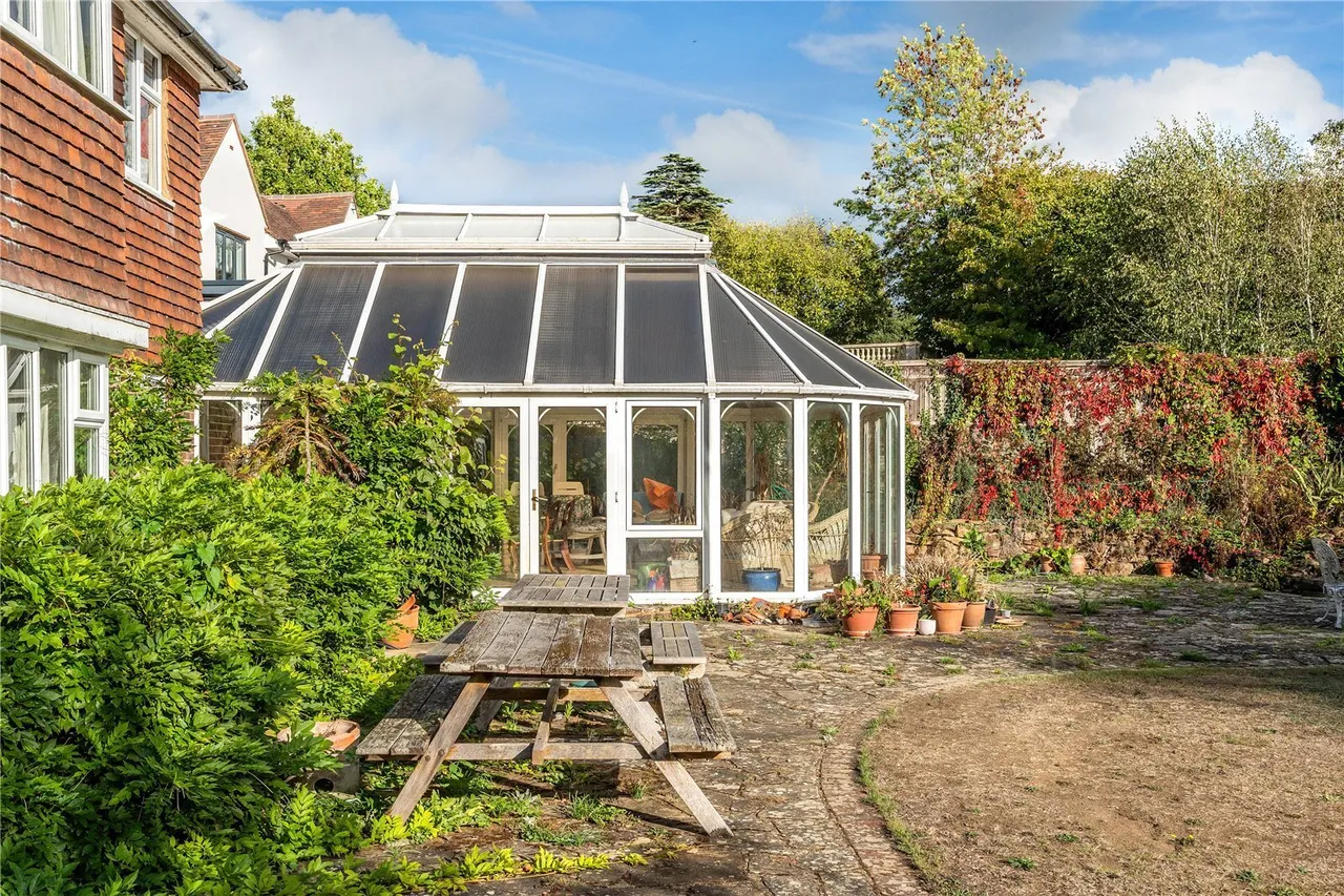 High Trees Road, Reigate, RH2, photo 14