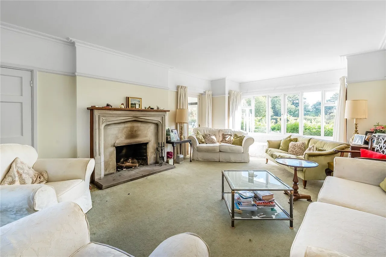 High Trees Road, Reigate, RH2, photo 2