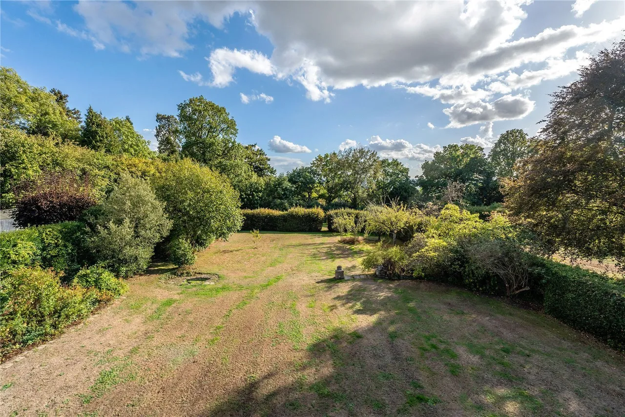 High Trees Road, Reigate, RH2, photo 11