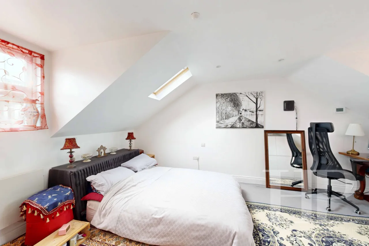 Station Way, Crawley, RH10, photo 6