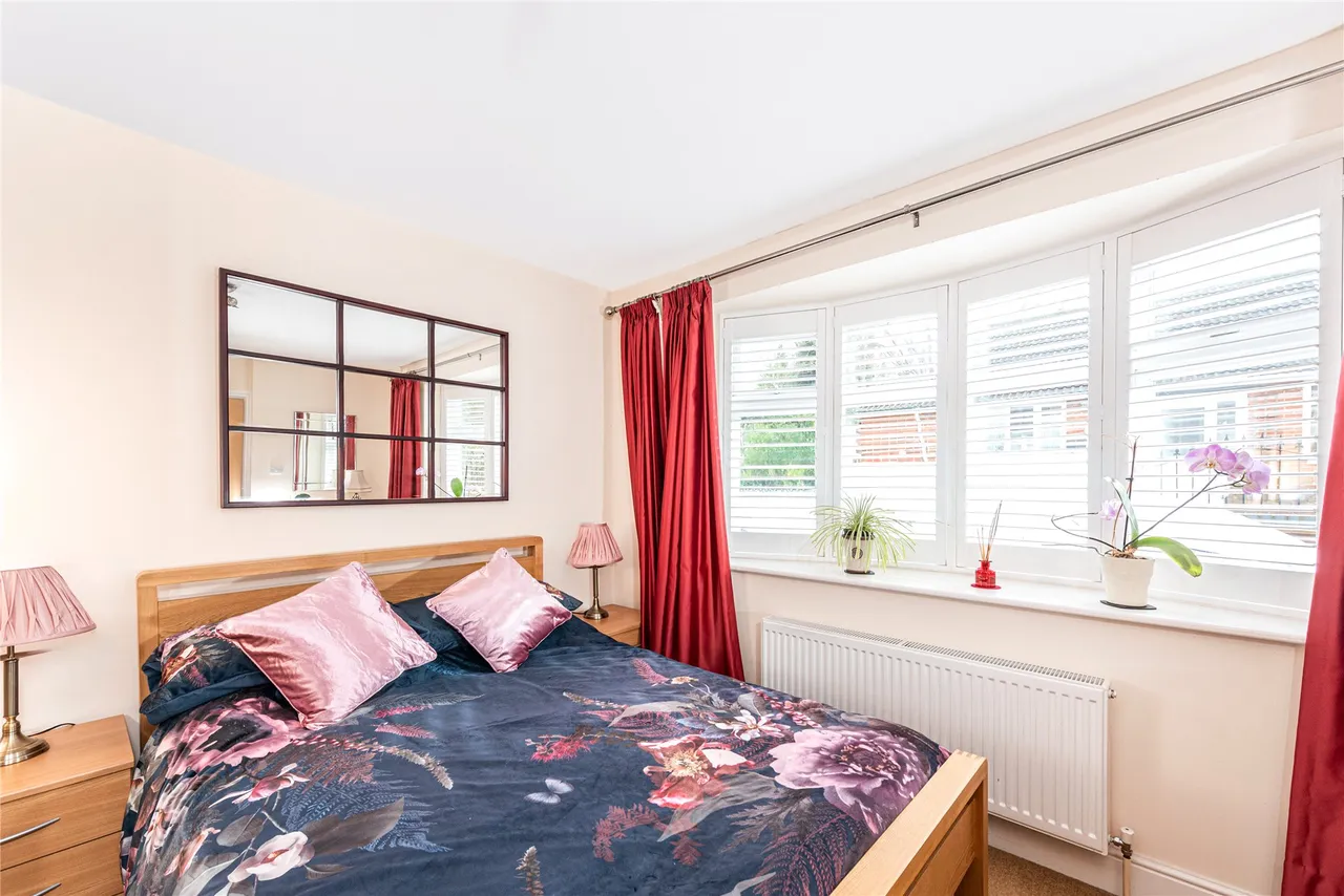 Dene Close, Woburn Sands, MK17, photo 12