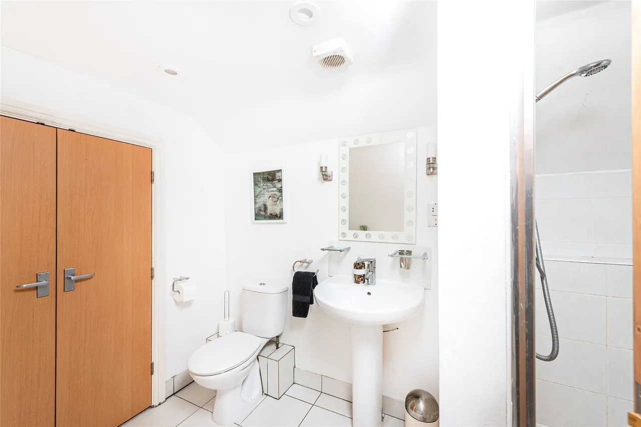 Dene Close, Woburn Sands, MK17, photo 20