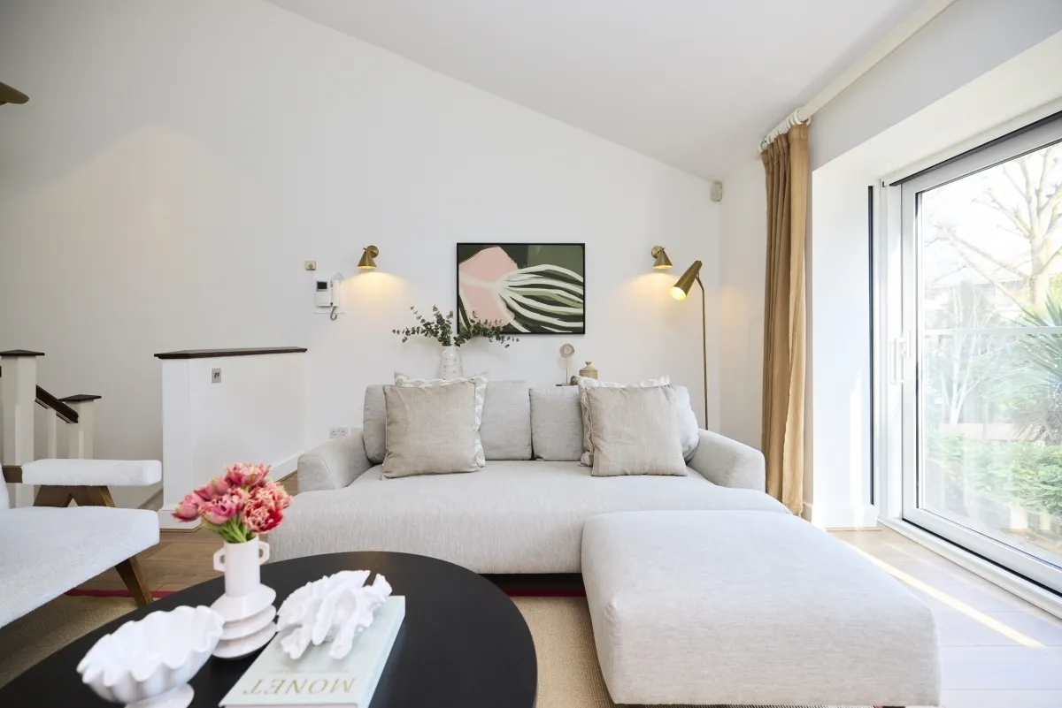 Graces Mews Abbey Road NW8, photo 4