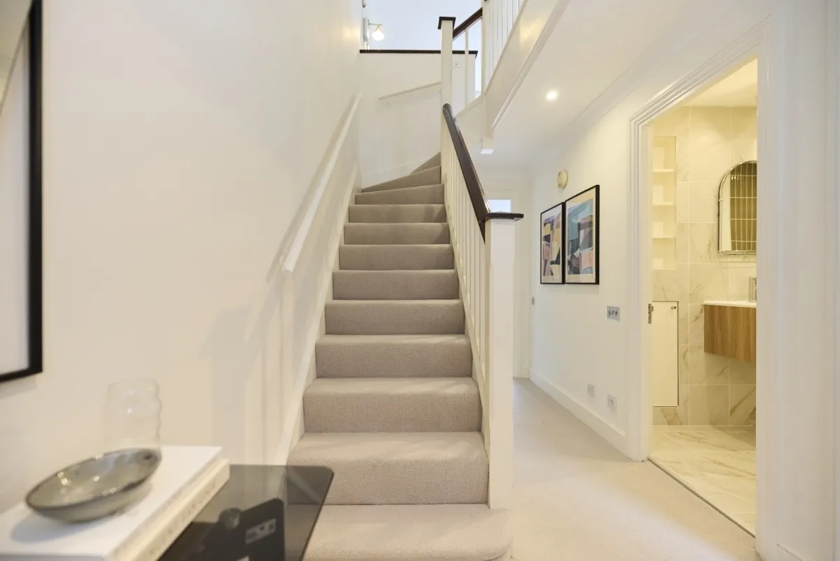Graces Mews Abbey Road NW8, photo 7