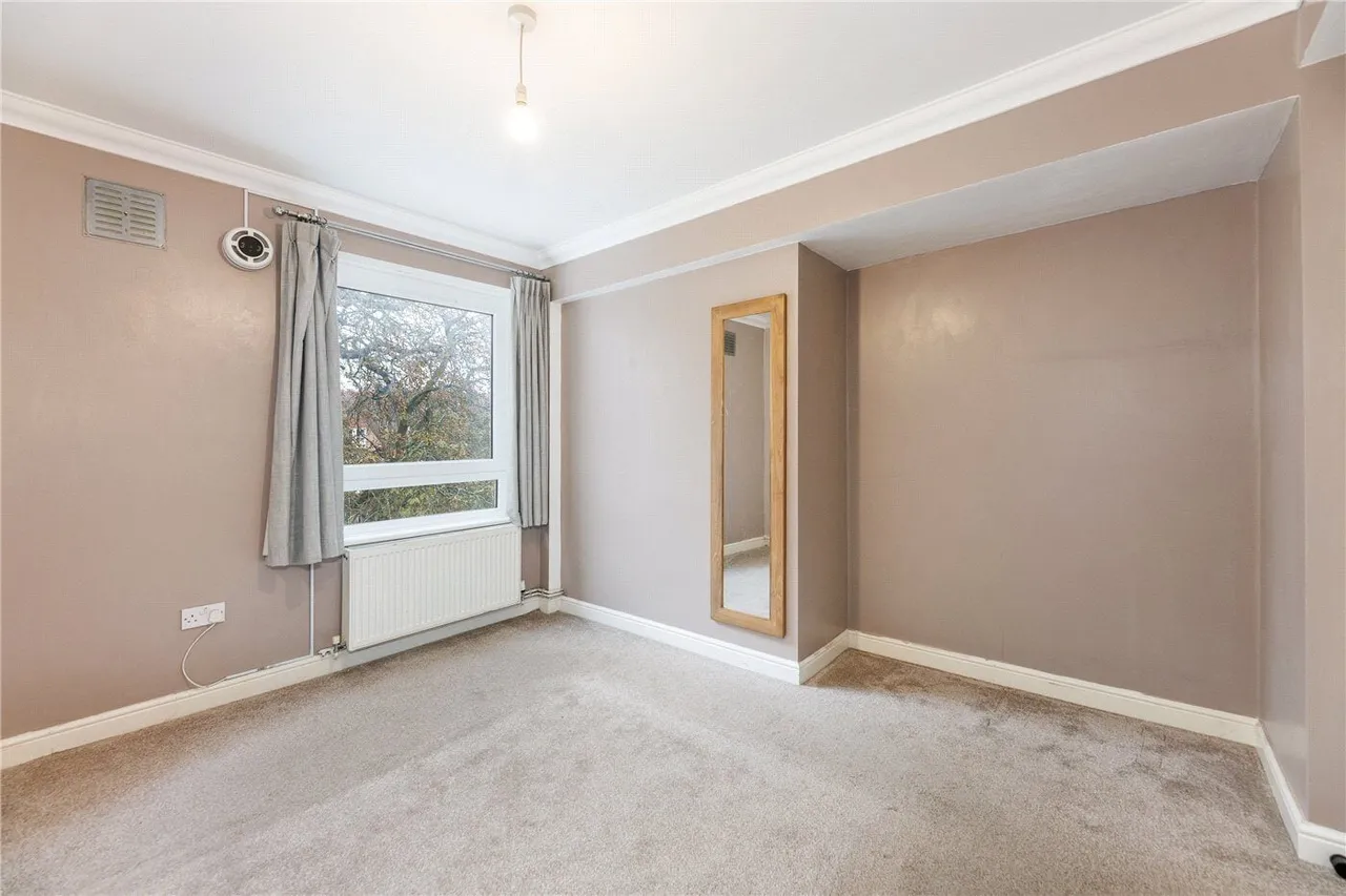 Larkhall Rise, London, SW4, photo 6