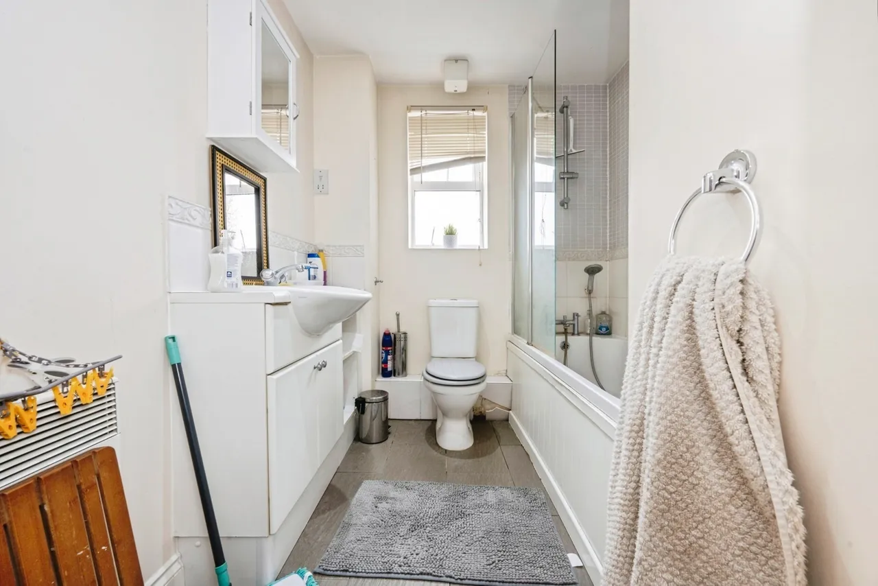 Palgrave Road, Bedford, Bedfordshire, MK42, photo 14