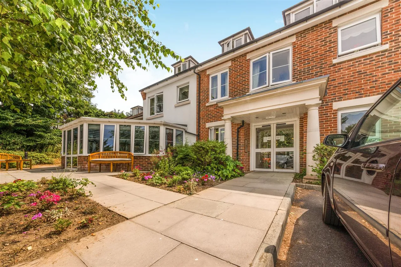 Grange Road, Uckfield, TN22, photo 11