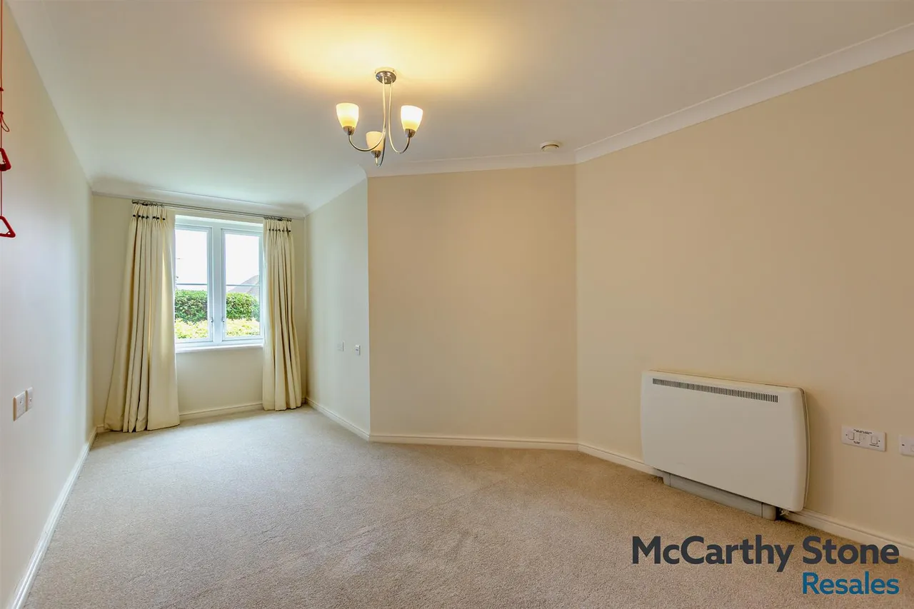 Grange Road, Uckfield, TN22, photo 6