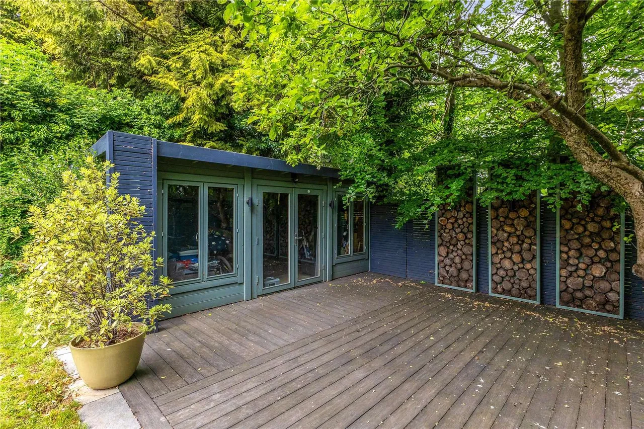 Clements Road, Chorleywood, Rickmansworth, Hertfordshire, WD3 5JT, photo 4