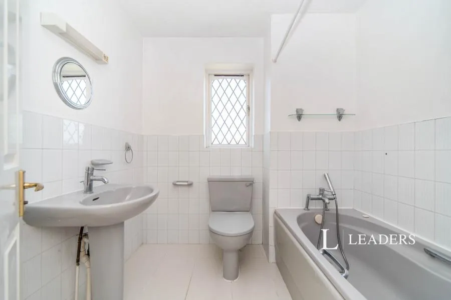 Quenby Way, Bromham, MK43, photo 7