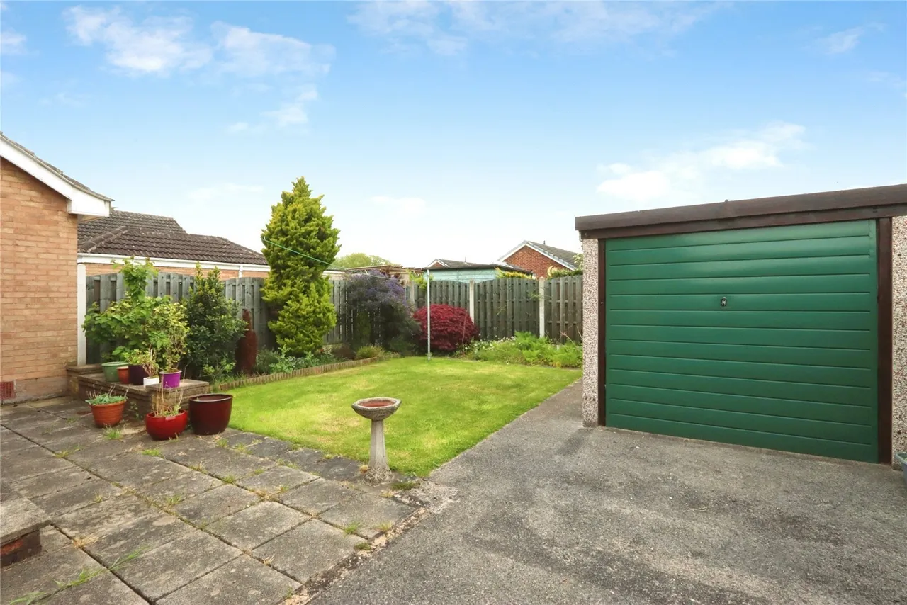 Nathan Drive, Waterthorpe, Sheffield, S20, photo 9