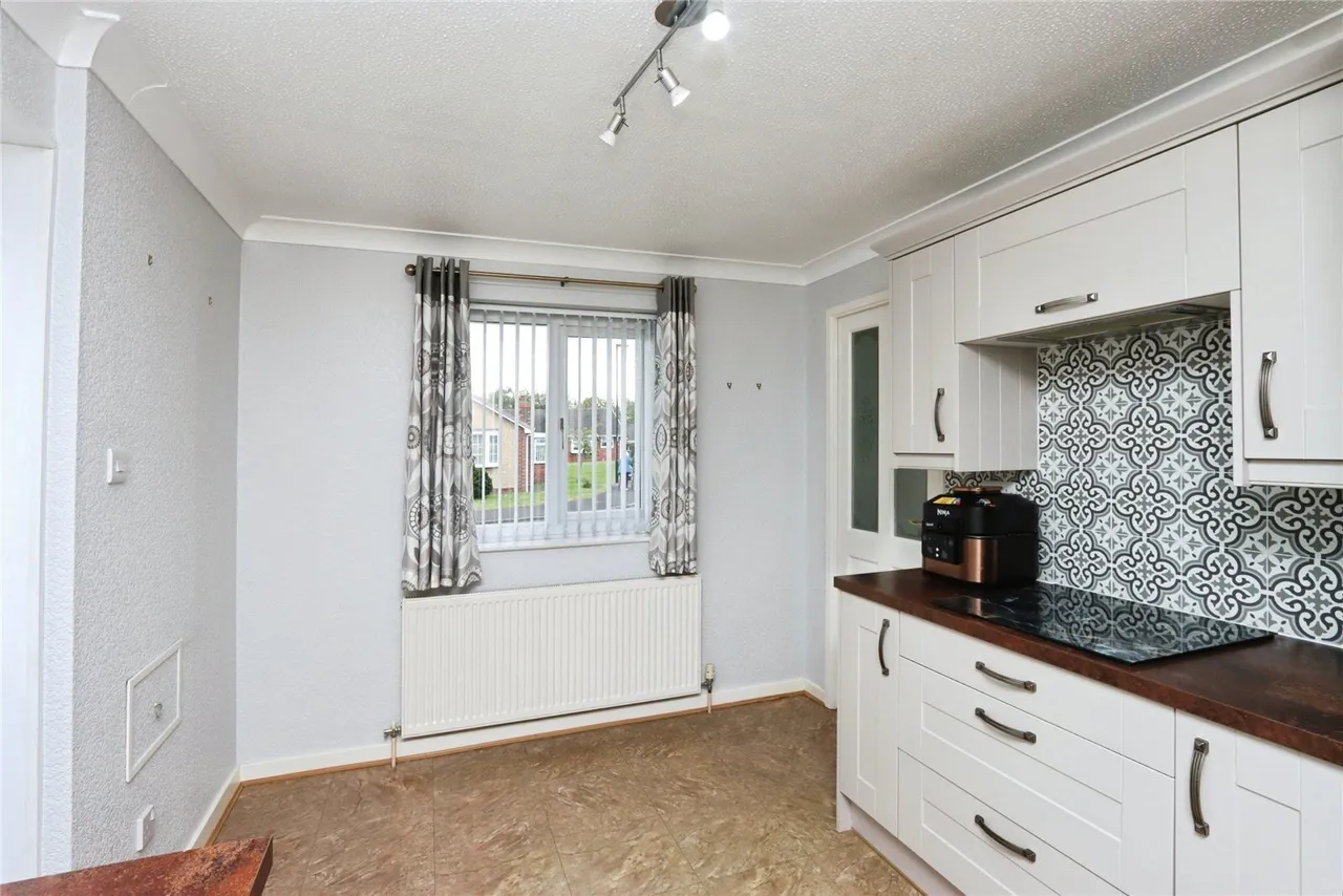 Nathan Drive, Waterthorpe, Sheffield, S20, photo 11