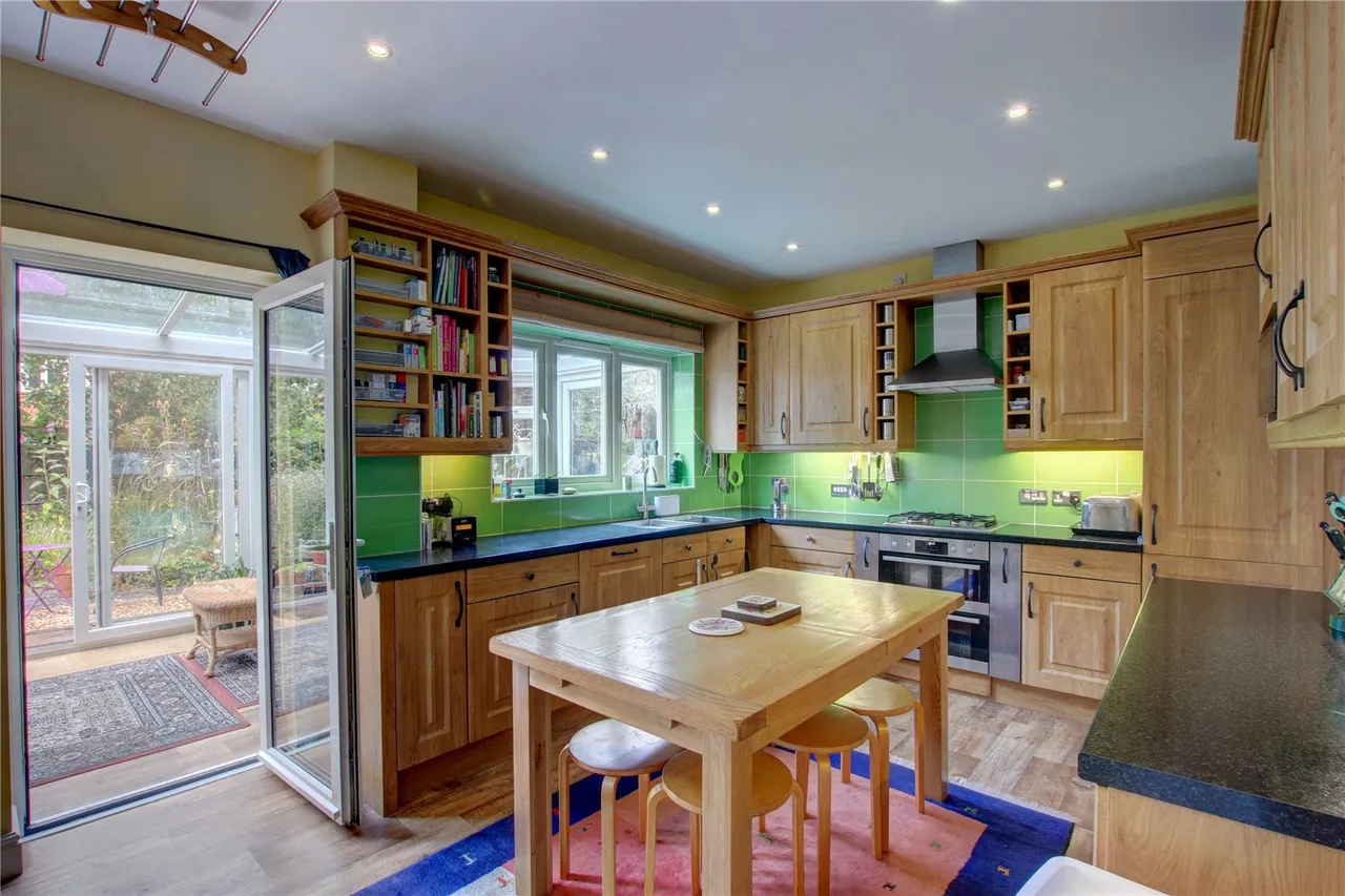 Middlepark Drive, Northfield, Birmingham, B31 2FL, photo 3