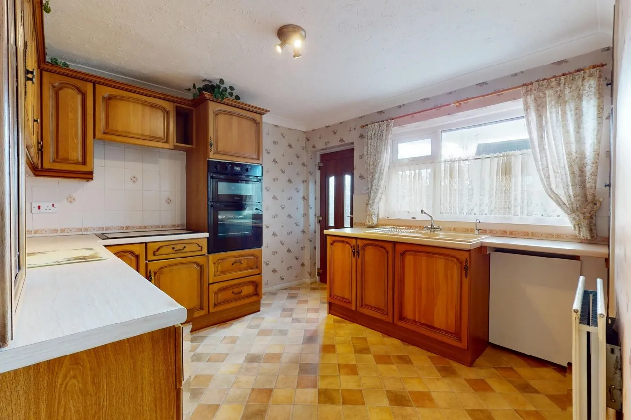 Mount Road, Dawley, TF4, photo 2