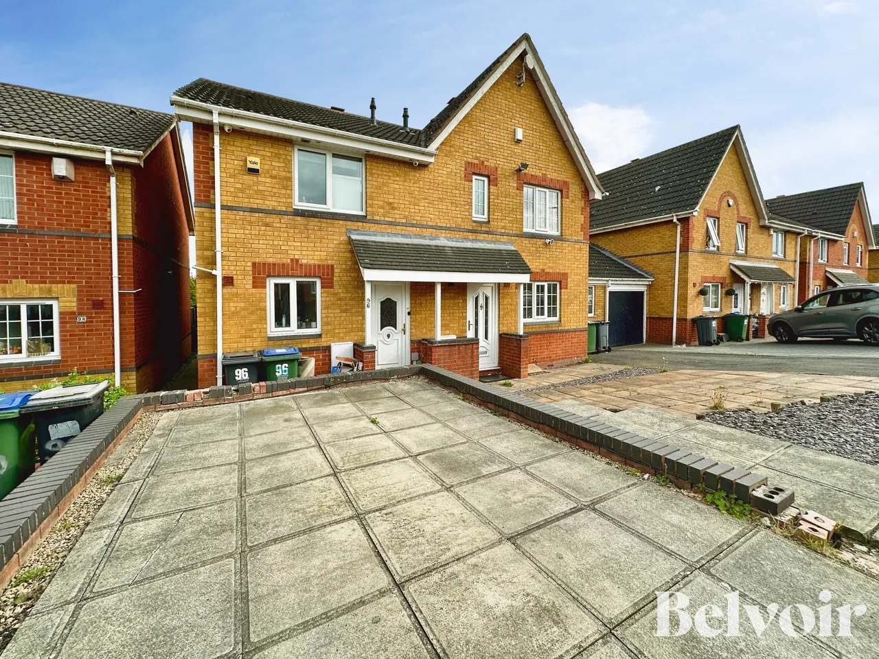 2 bed house for sale — St Helens Avenue, Tipton, DY4