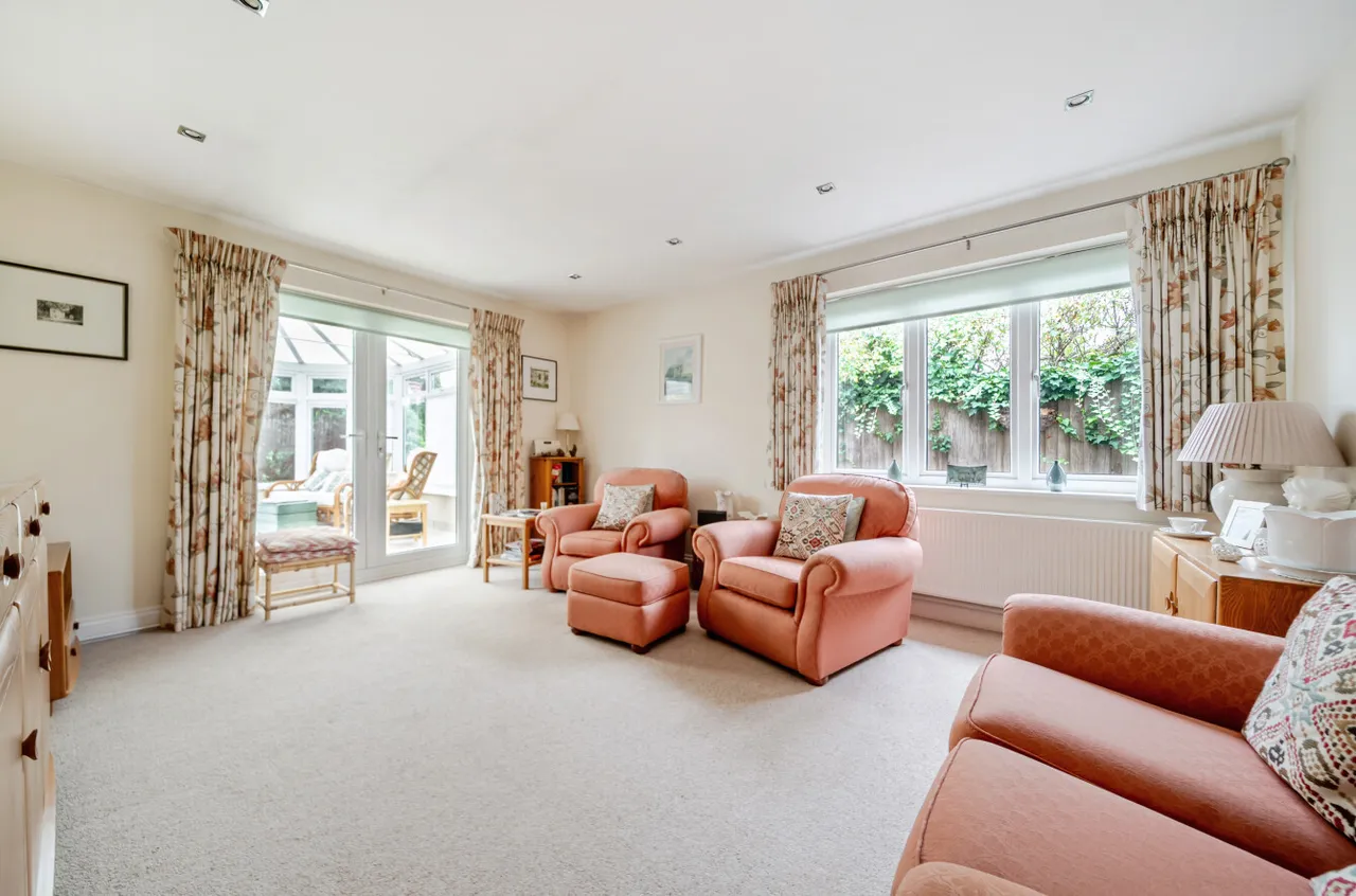 Ferringham Lane, Ferring, BN12, photo 2