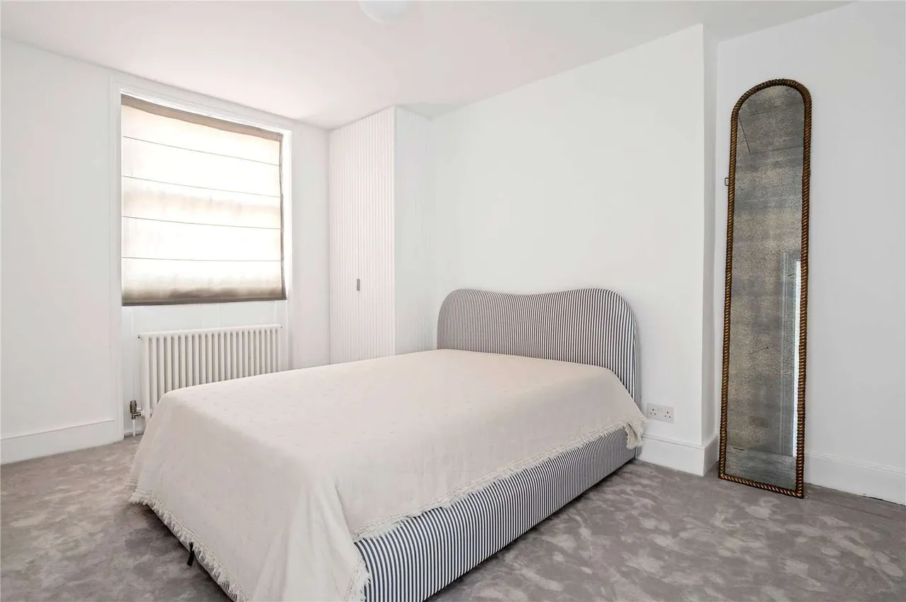 Gibson Square, Islington, N1, photo 33
