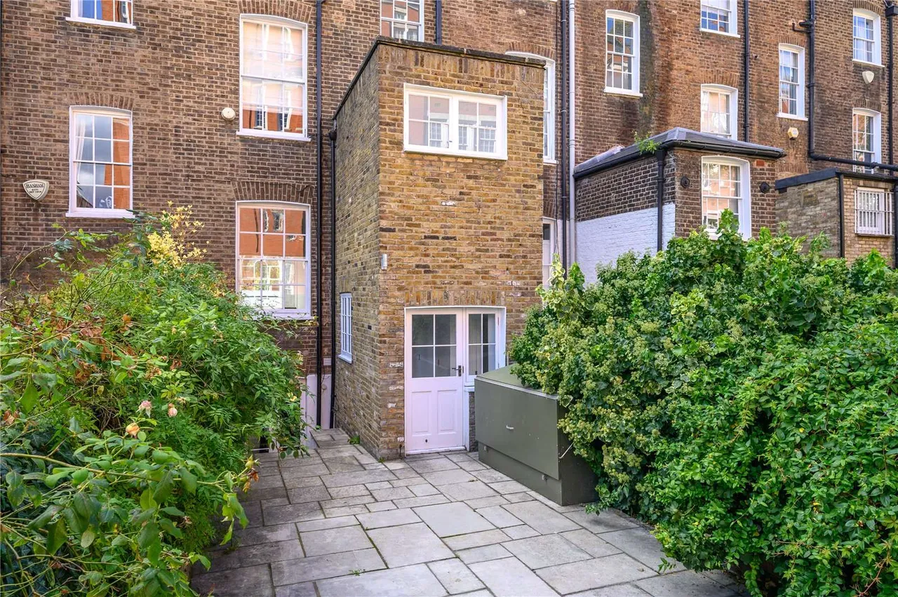 Gibson Square, Islington, N1, photo 29