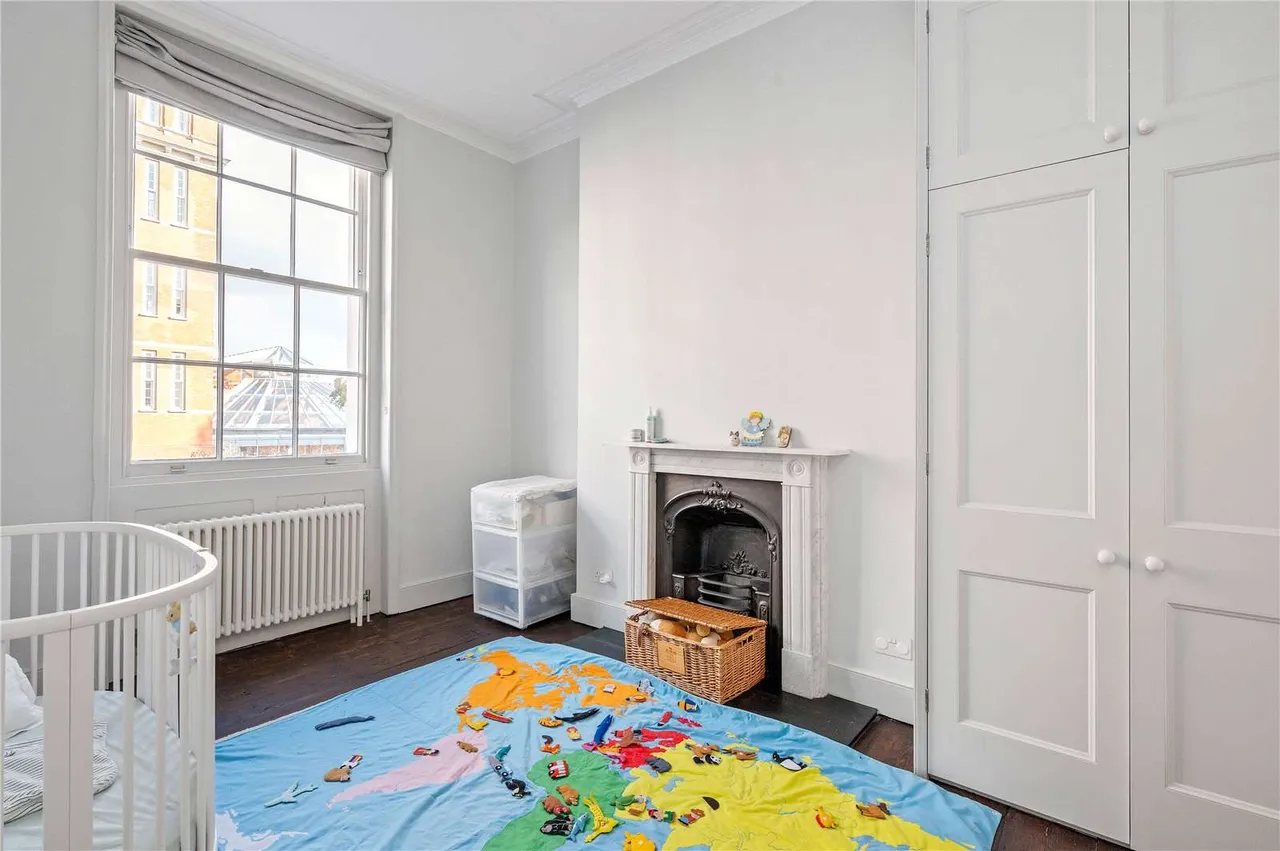 Gibson Square, Islington, N1, photo 10
