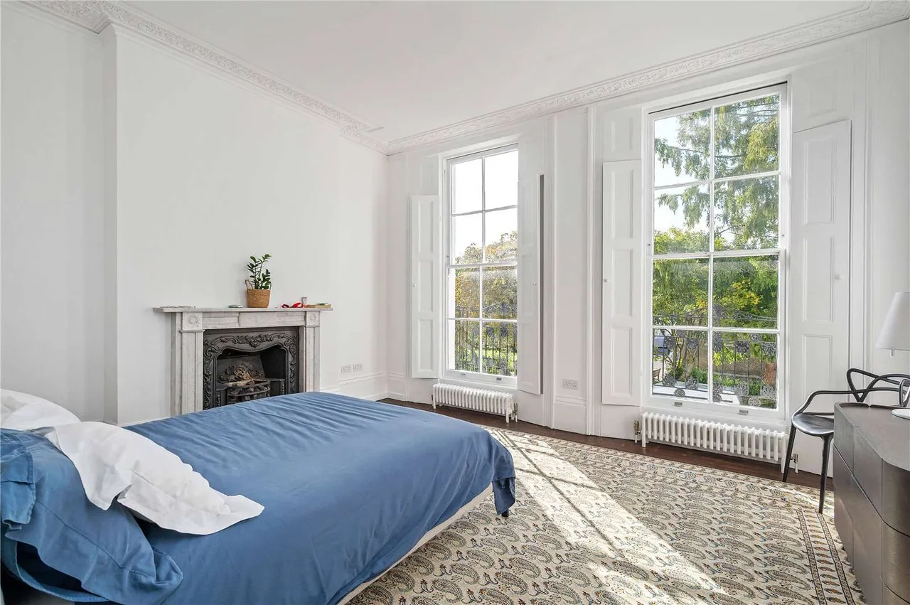Gibson Square, Islington, N1, photo 5