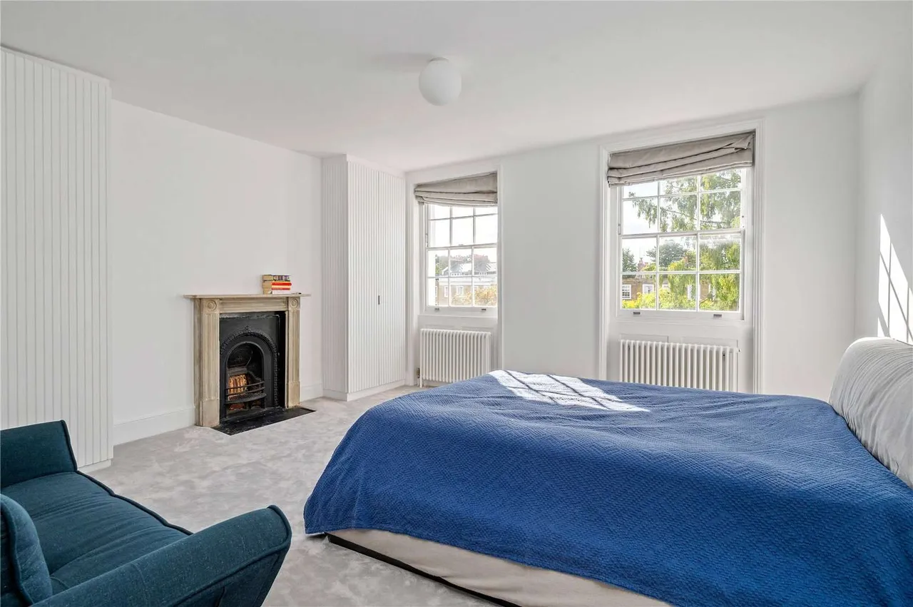 Gibson Square, Islington, N1, photo 32