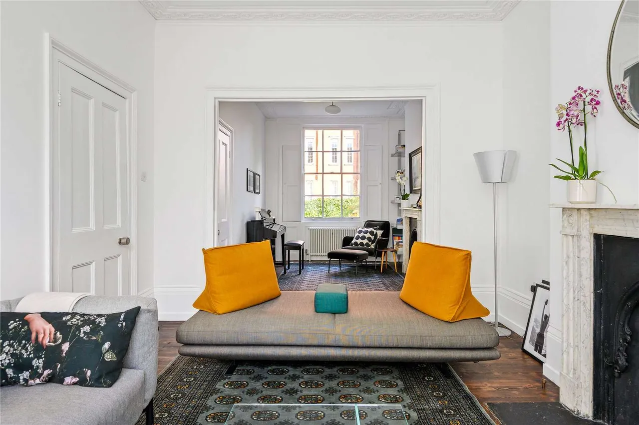 Gibson Square, Islington, N1, photo 15