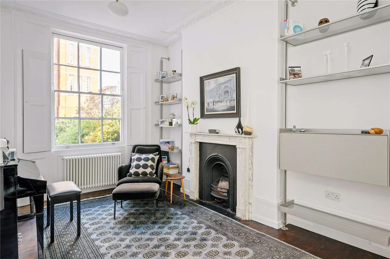 Gibson Square, Islington, N1, photo 16