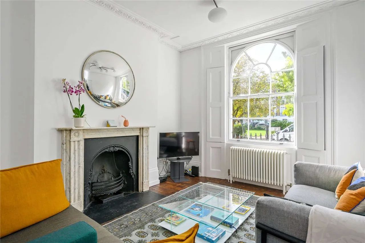 Gibson Square, Islington, N1, photo 12