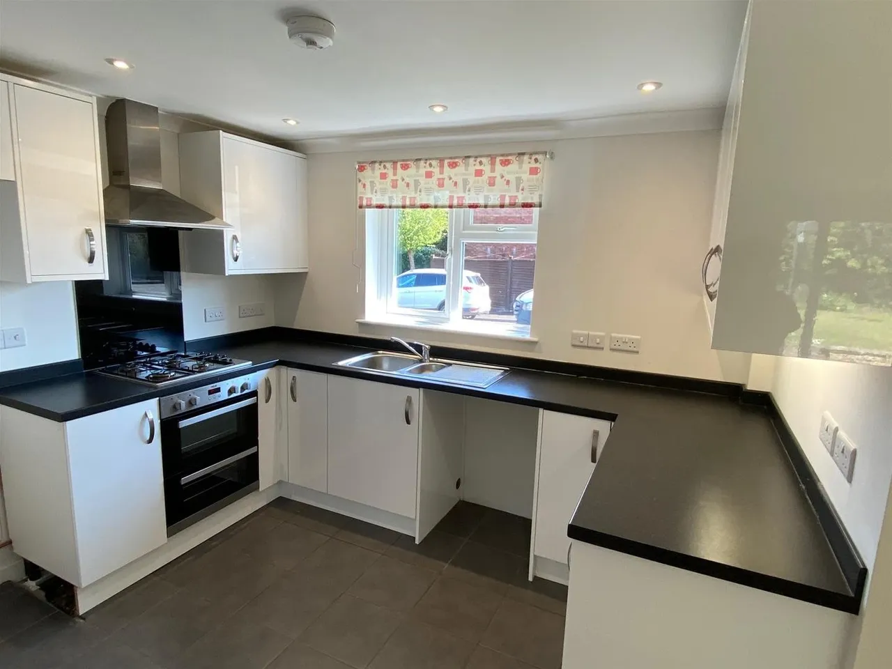 Homefield Wellesley Park, Wellington, TA21, photo 2