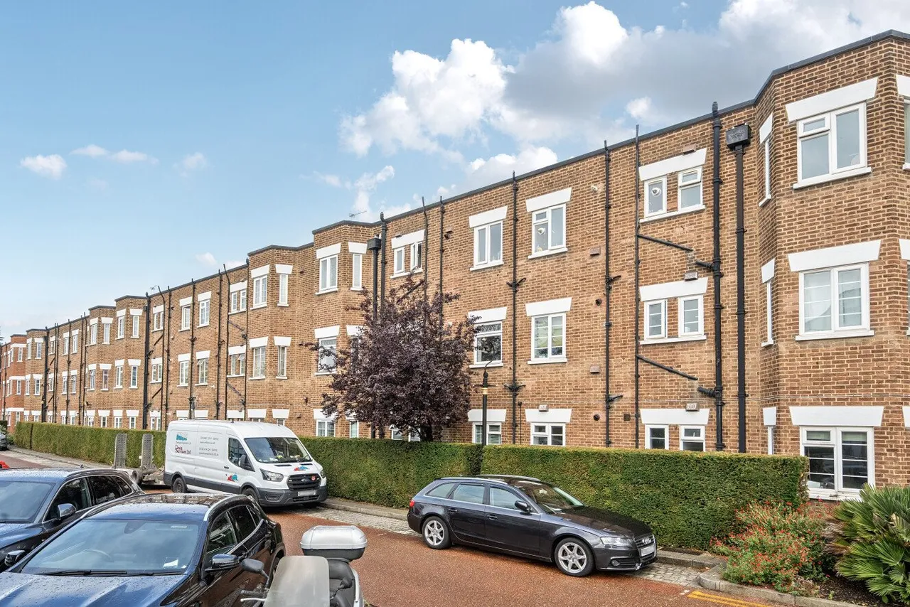 Bushey Road, Raynes Park, London, SW20, photo 6