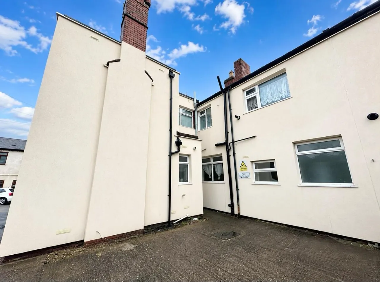 1 bed flat to rent, Kingsley Street, Dudley, DY2