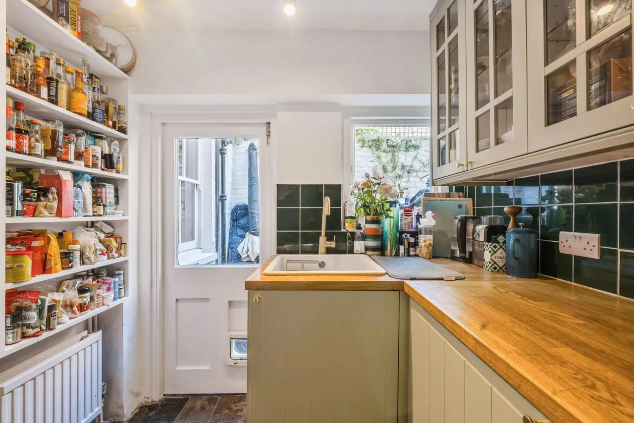 Westcroft Square, Hammersmith, W6, photo 9