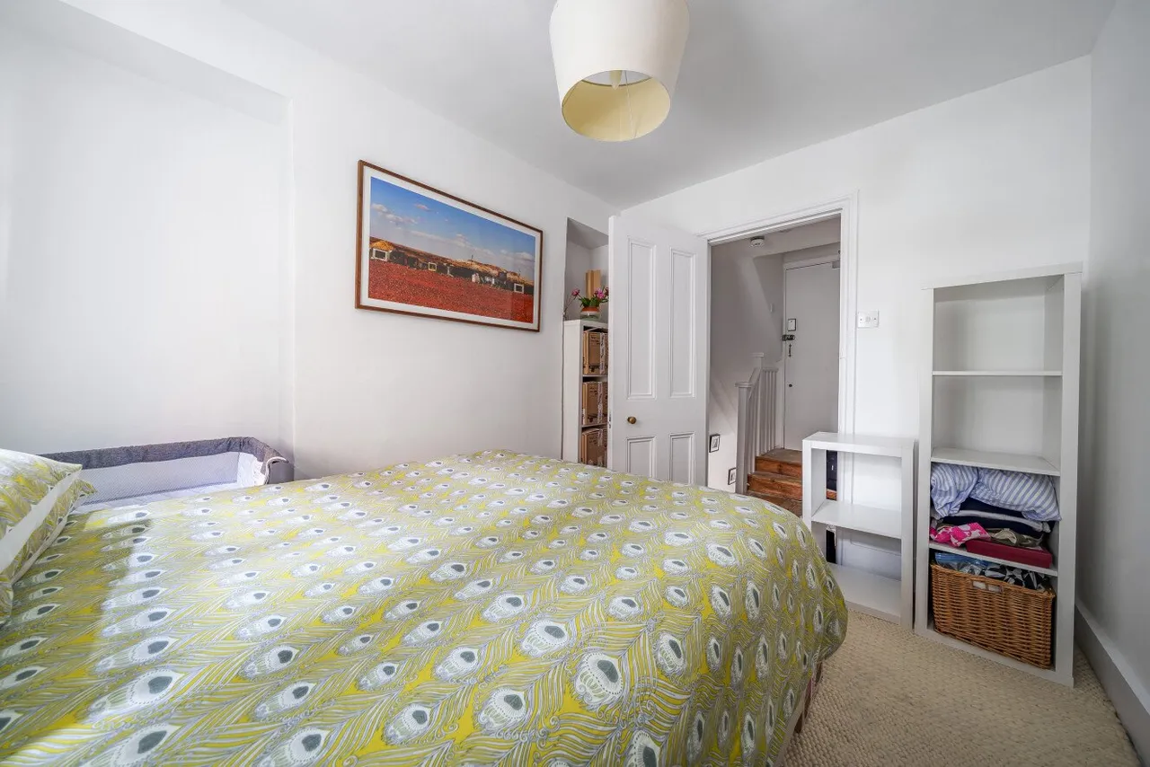 Westcroft Square, Hammersmith, W6, photo 6