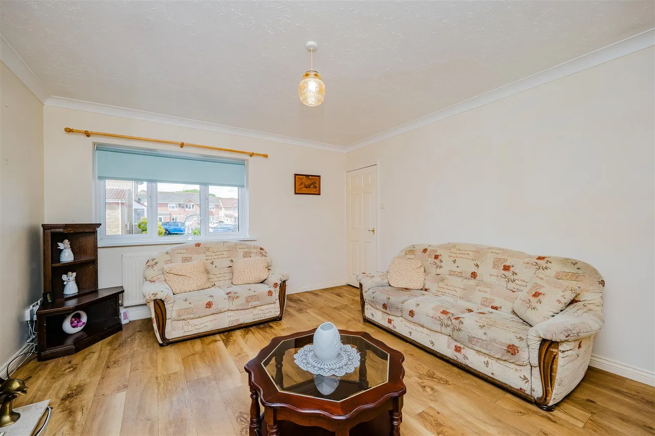 Thistle Close, Barry, CF62 7JP, photo 5