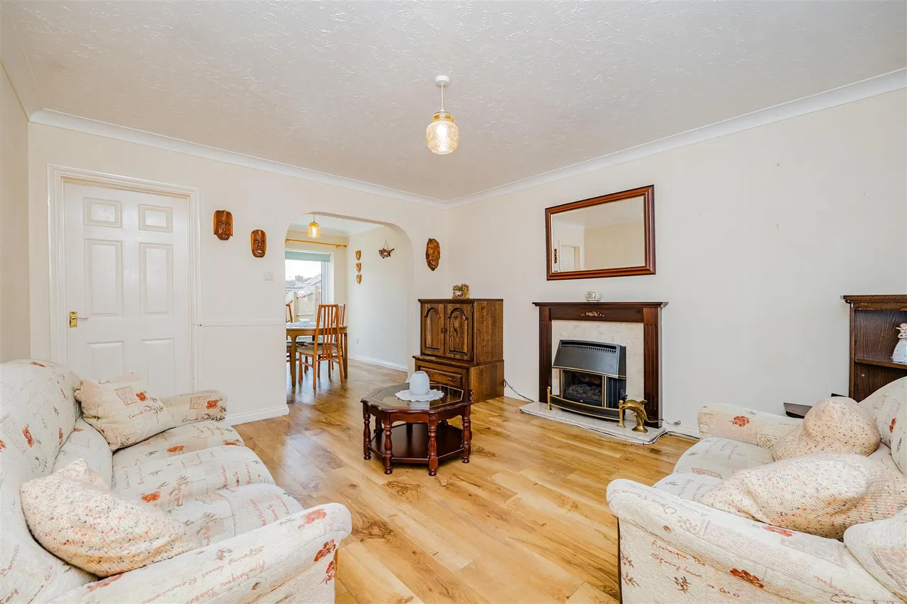 Thistle Close, Barry, CF62 7JP, photo 6