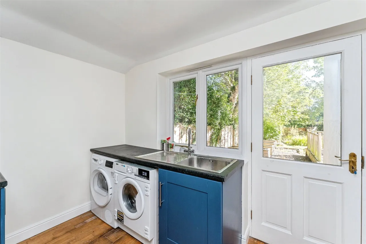 Mill Lane, Willaston, CH64, photo 9