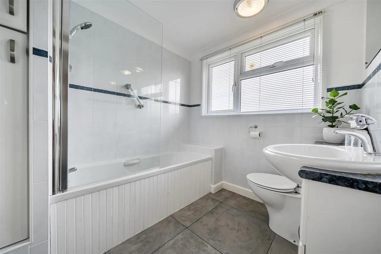 Greenaway Lane, Warsash, photo 18