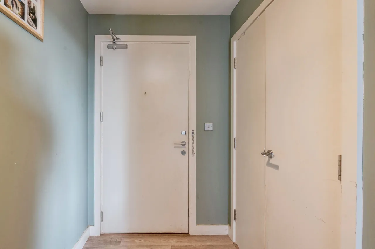Halewood Way, Rainham, RM13, photo 18