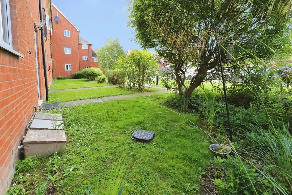 Ardgowan Grove, Wolverhampton, West Midlands, WV4, photo 10