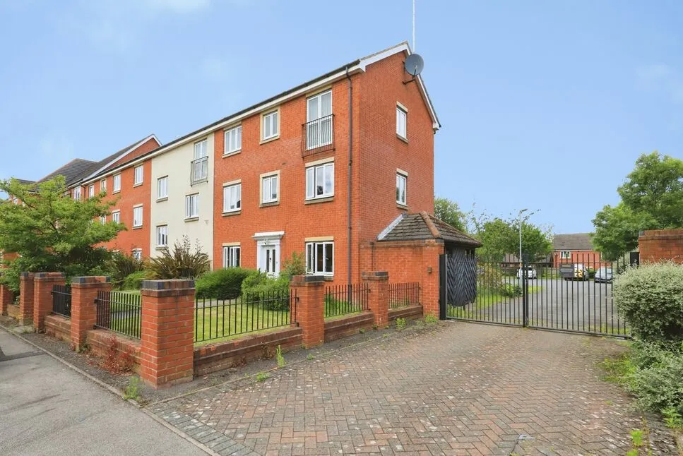 Ardgowan Grove, Wolverhampton, West Midlands, WV4, photo 11