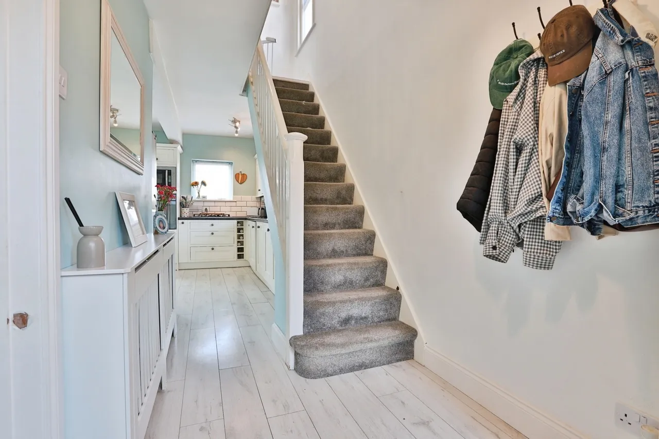 Lincoln Road, BH12, photo 2