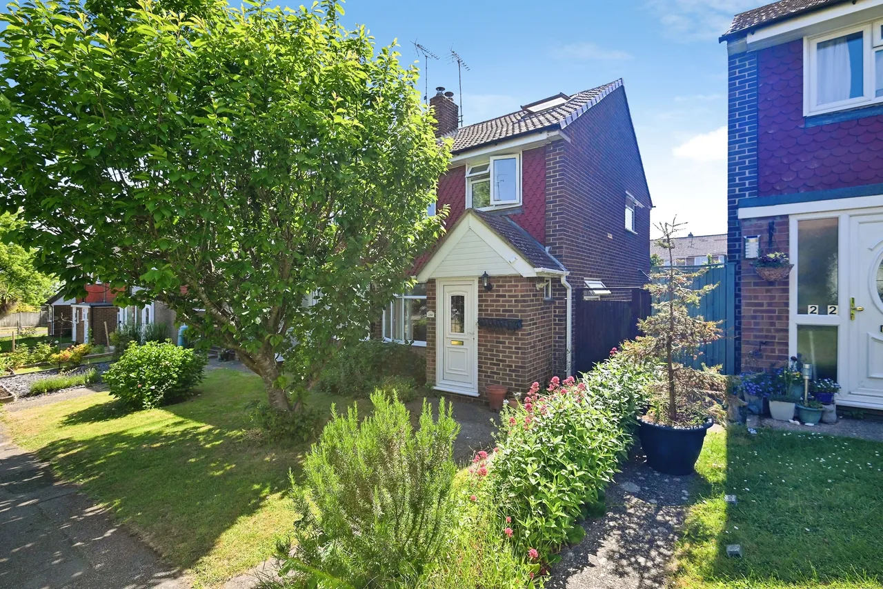 3 bed house for sale, Beechings Way, Gillingham, ME8