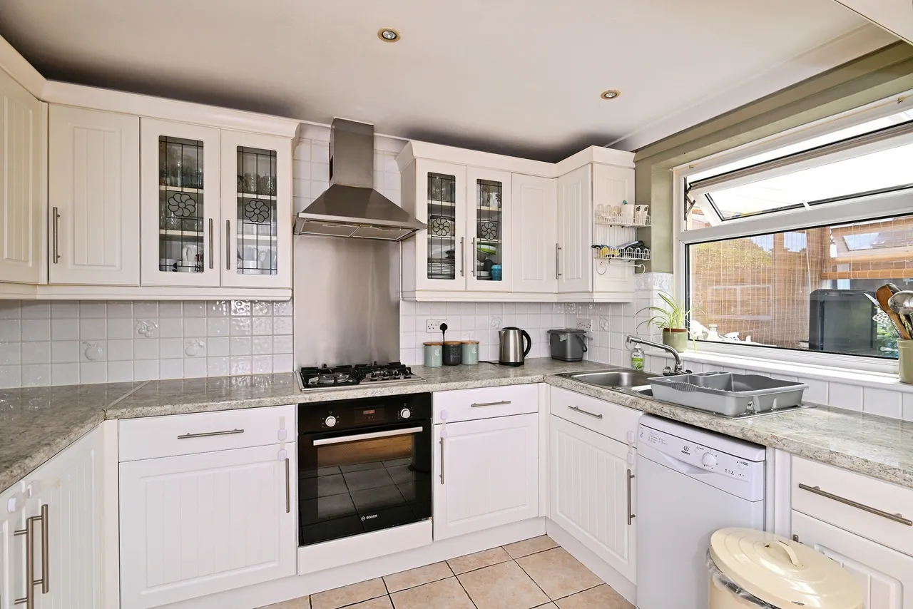 Beechings Way, Gillingham, ME8, photo 3