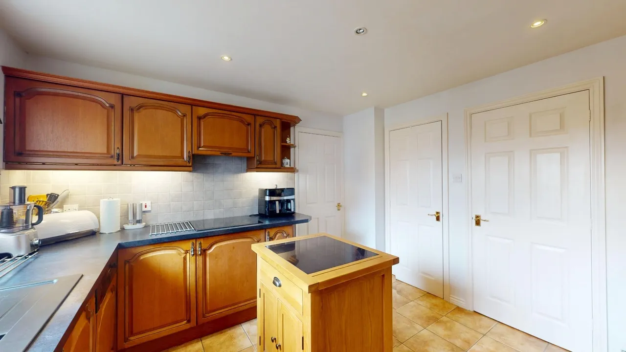 Trafalgar Close, Muxton, Telford TF2 8DQ, photo 6