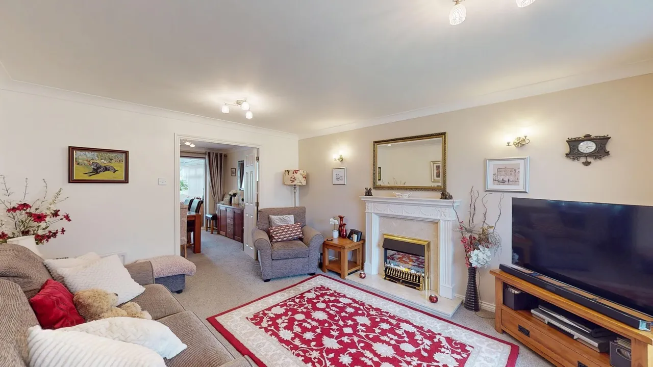 Trafalgar Close, Muxton, Telford TF2 8DQ, photo 3