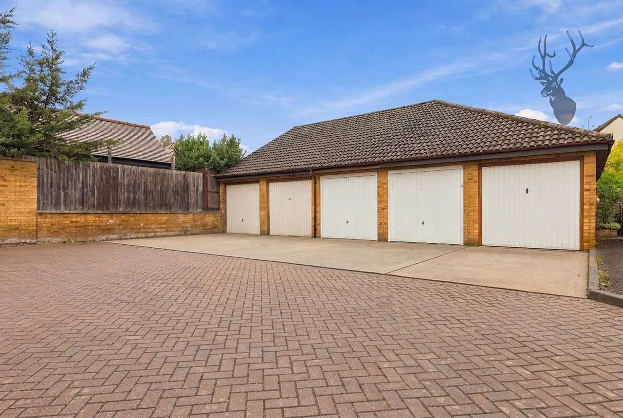 Slade End, Theydon Bois, CM16, photo 17