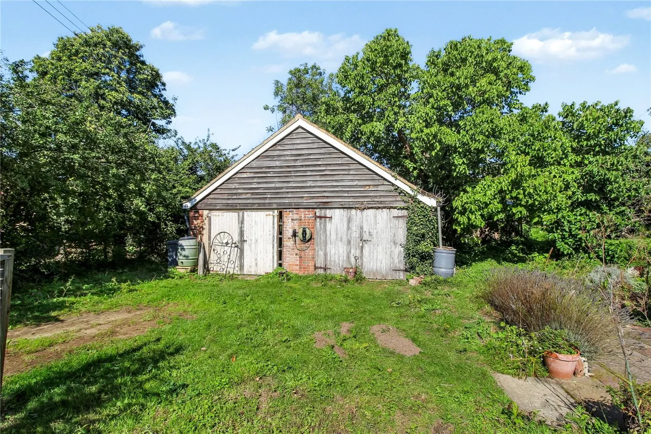 Blackheath Road, Wenhaston, IP19, photo 24