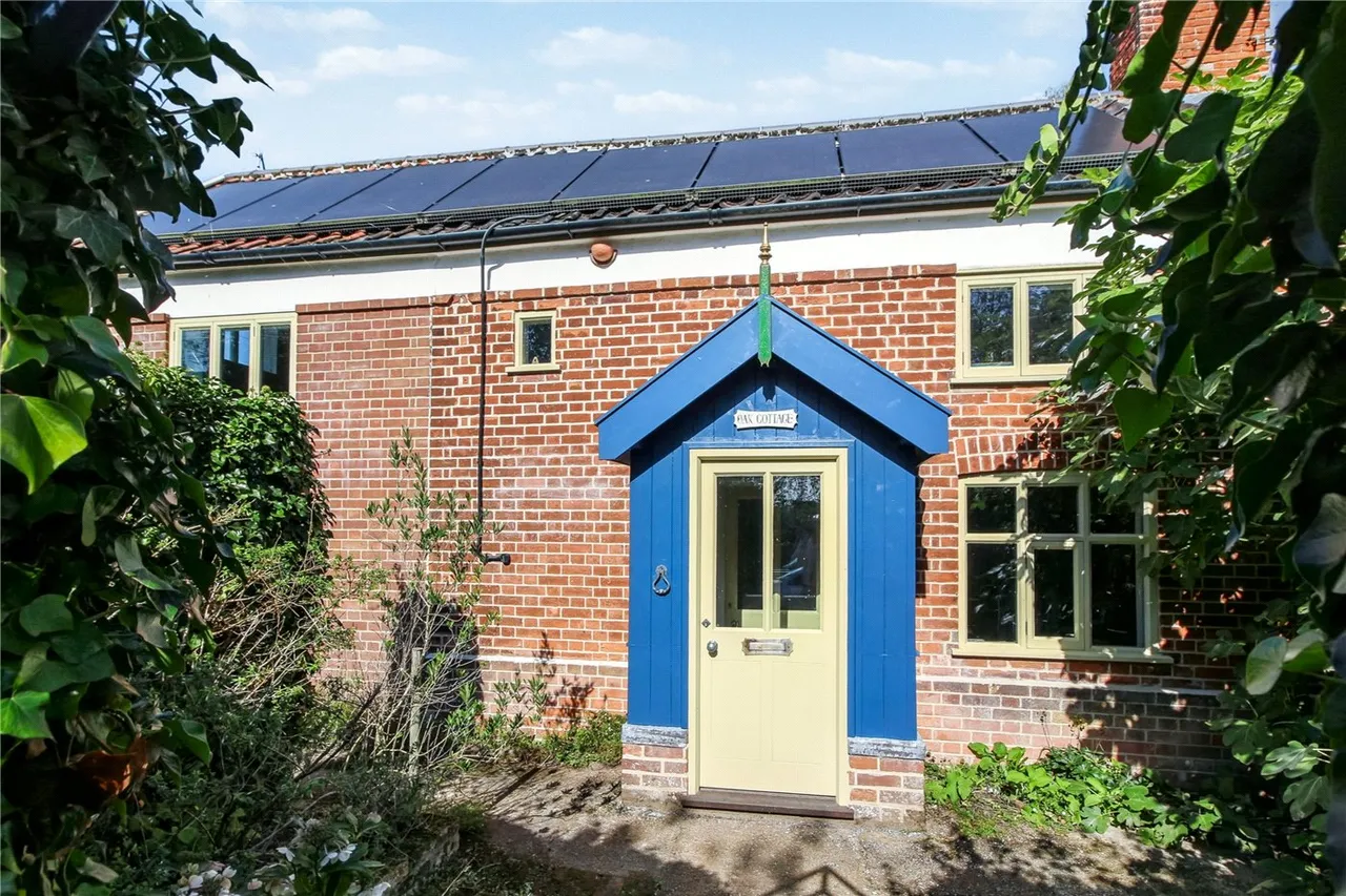 Blackheath Road, Wenhaston, IP19, photo 21